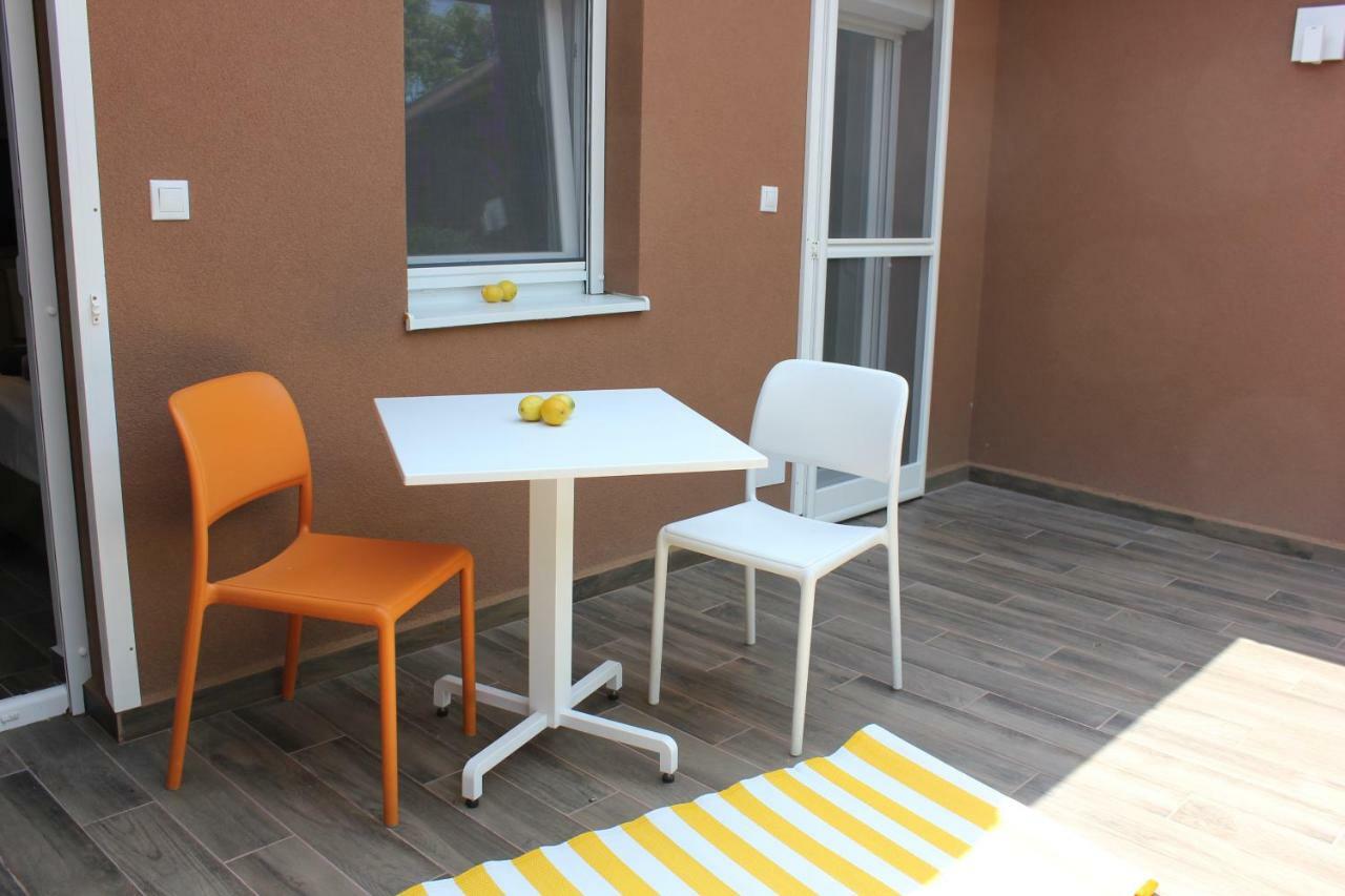 Magnolia Apartman Apartment Siofok Exterior photo