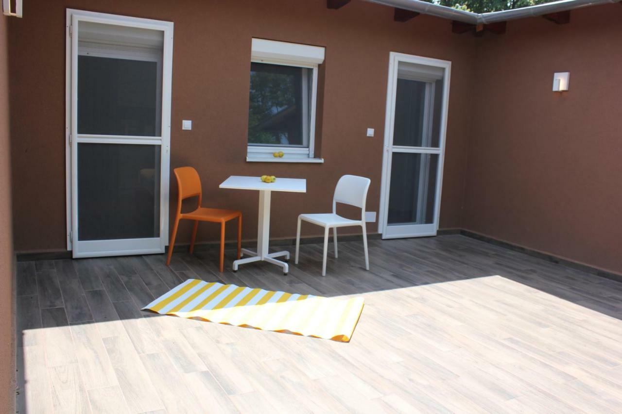 Magnolia Apartman Apartment Siofok Exterior photo